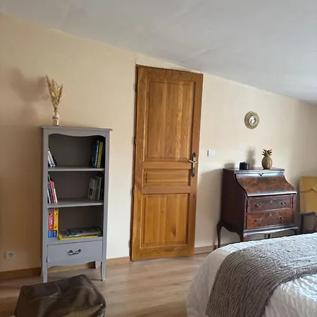 度假居 Maison Familiale Avec Jardin Clos,dans Un Quartier Calme 吉伦特河畔梅谢尔